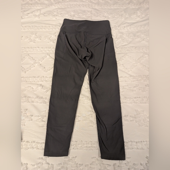 FLX High-Rise Affirmation 7/8 Pocket Leggings Grey Size Medium - Picture 2 of 6